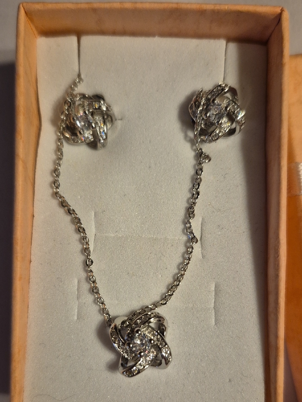 Crystal Knot Pendant Necklace With Earrings 925  Sterling Silver.NWOT